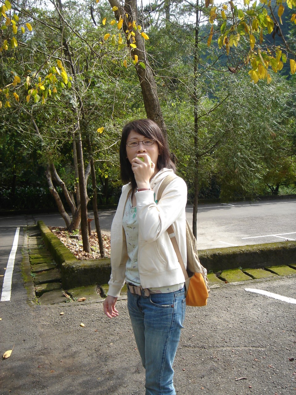 蔡逸蓁Tsai, Yi-Chen